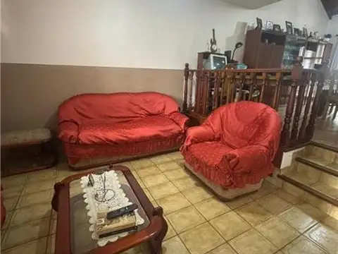Casa en Venta con 1 cochera