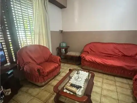 Casa en Venta en Banfield, USD 240.000
