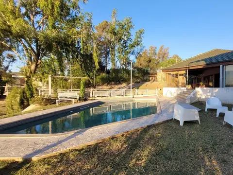 Casa en Venta en Villa Carlos Paz, USD 735.000