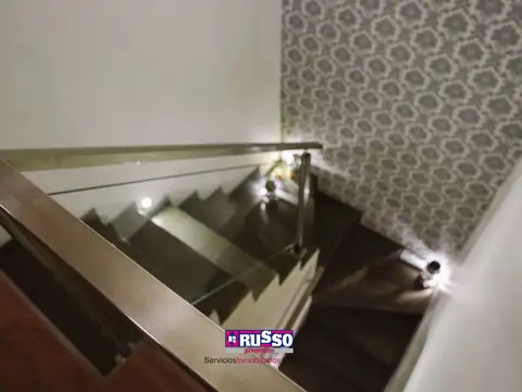 Depto Tipo Casa en Venta 15 años