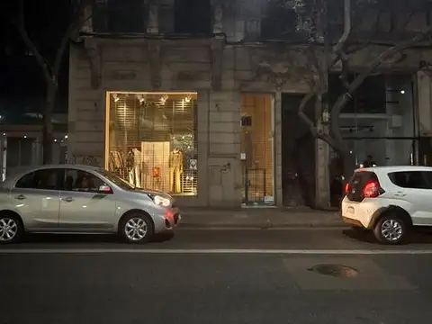 Local en Venta en Centro, USD 630.000