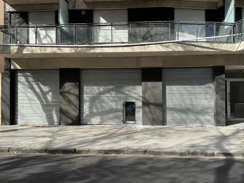 Suipacha y Córdoba - Local