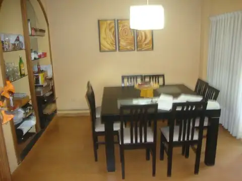 Depto Tipo Casa en Venta en Caseros, USD 140.000