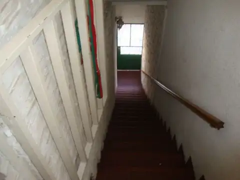 Depto Tipo Casa en Venta de 5 ambientes