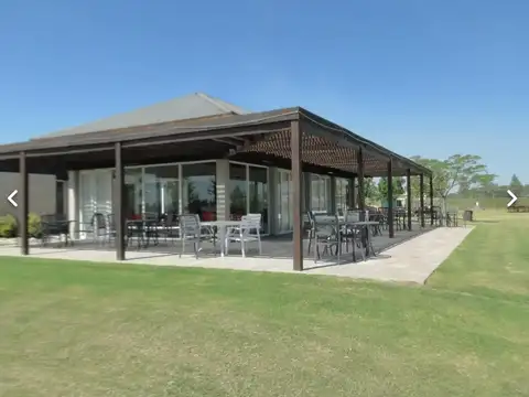 Terreno en Venta de 834,0 m2