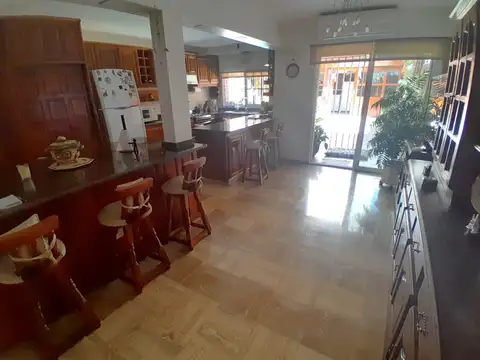 Casa en Venta al Este