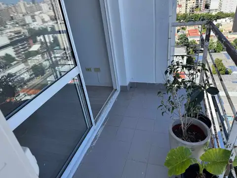 Departamento en Alquiler en Coghlan, $ 580.000