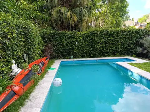 Casa 6 ambientes con 2 baños