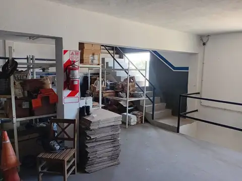 Colectora Acceso Oeste y Calle Paraguay 7200