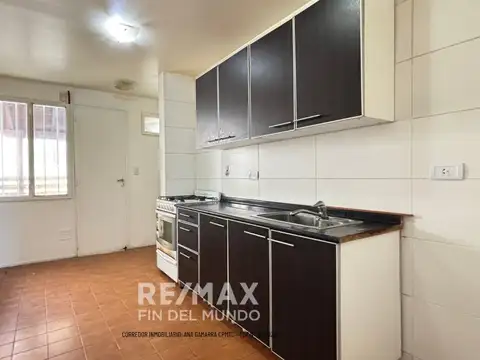 Casa 4 ambientes con 1 baño