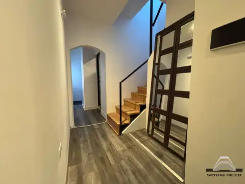 Depto Tipo Casa en Venta 40 años