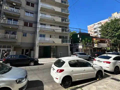 EXELENTE 2 AMB A ESTRENAR