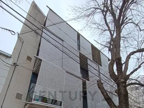 SE VENDE DEPARTAMENTO CÉNTRICO CON COCHERA EN RAFAELA