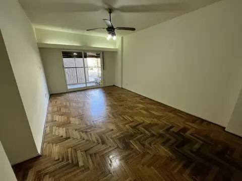 Santa Fe 4900, Piso 3ro