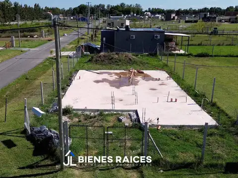 Terreno en  venta con platea en Barrio Cardales Chico