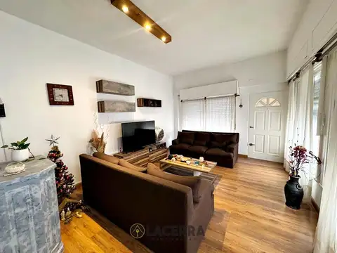 Casa 4 Amb en Villa Ballester Venta