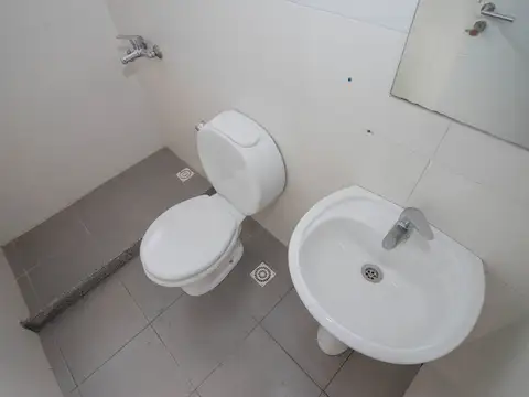 Local en Venta en Carrasco , USD 675.000