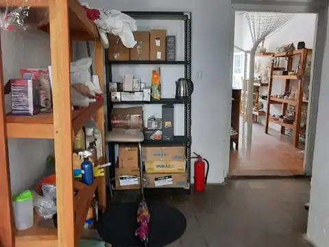 Vendo dos locales comerciales en Helvecia