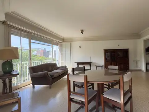 Departamento 4 ambientes con 2 baños