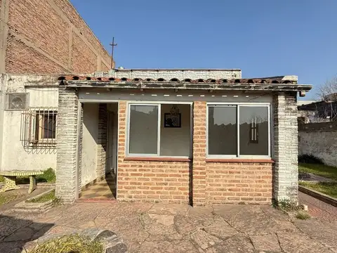 Depto Tipo Casa en Venta en Lanus Este, USD 79.000