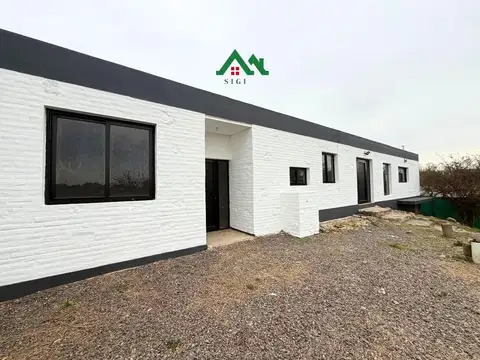 Casa en venta de 4 dormitorios con gran terreno en Molino de Viento – Mendiolaza