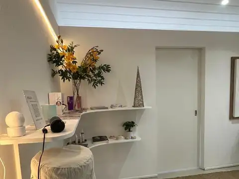 Oficina en Alquiler en Benavidez, $ 850.000