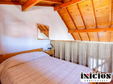 Amplio y Funcional Dúplex - C1050