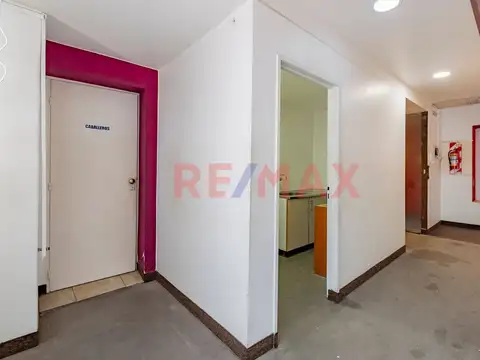 Alquiler Oficina Retiro Piso 13 seguridad cocheras