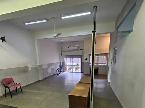 Alquiler Oficina. Alsina 100, Piso PB