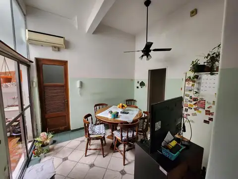 Depto Tipo Casa en Venta en Flores Norte, USD 138.000