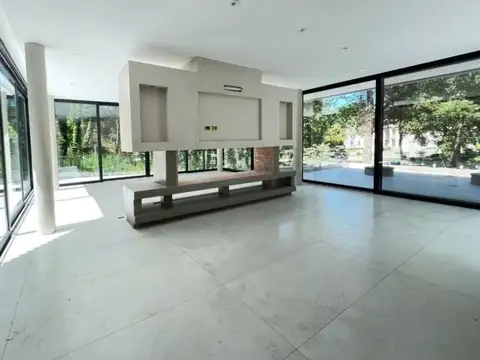 CEREZO  al 100, CARILO