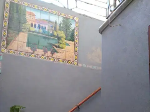 Depto Tipo Casa en Venta de 5 ambientes