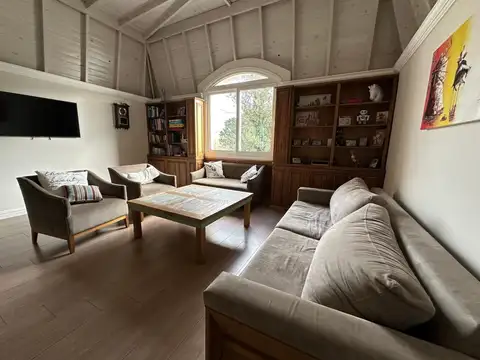 Casa de 6 ambientes en alquiler en Rumenco