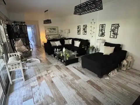 Departamento en Venta con 2 cocheras