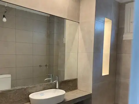 Depto Tipo Casa en Venta con 1 cocheras