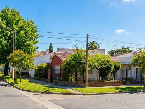 CASA 3 AMBIENTES + MONOAMBIENTE - MIRAMAR