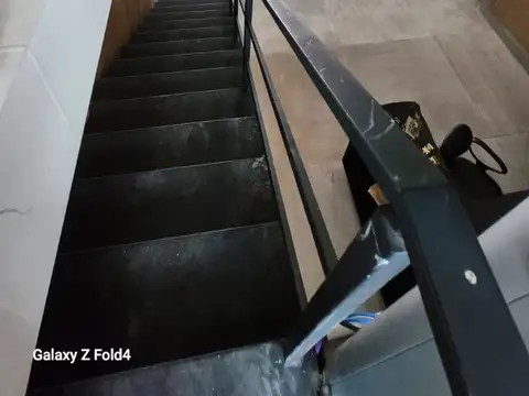 LOCAL EN VENTA CANNIG DE DOBLE ALTURA