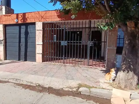 Depto Tipo Casa en Venta de 4 dormitorios