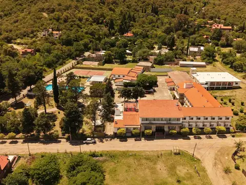 HOTEL DE GRAN CATEGORÍA FUNCIONANDO EN VILLA DE MERLO, SAN LUIS 