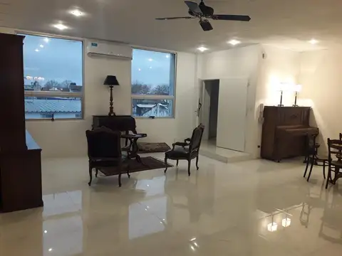 Oficina en Venta en Florida, USD 750.000