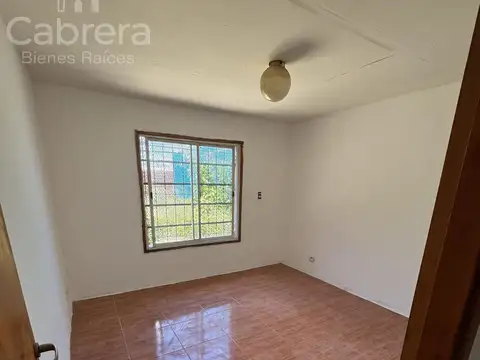 Casa 3 ambientes con 1 baño
