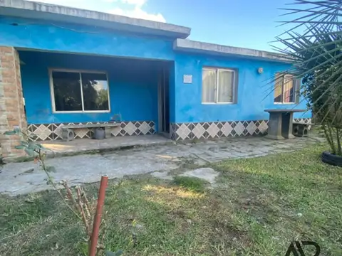 Casa en venta de 3 dormitorios c/cochera y apartamento, en Toledo