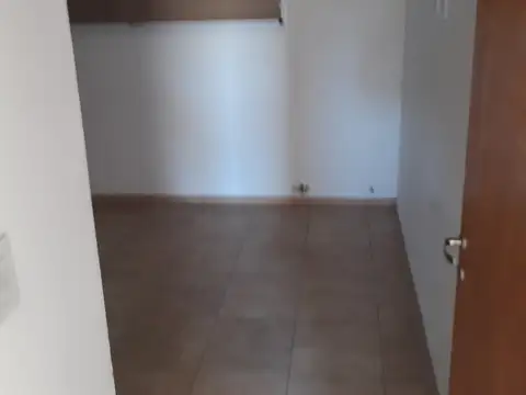 Departamento en Venta en Los Hornos, USD 130.000