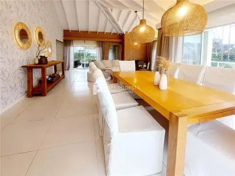 Casa en Venta de 6 dormitorios