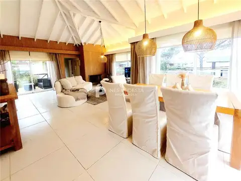 Casa en Venta en Punta del Este, USD 890.000
