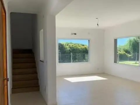 Barrio El Canton Islas al 300