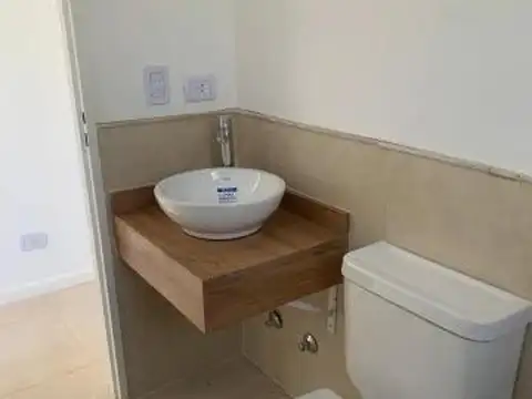 Hermosa Casa a estrenar en  Canton Islas