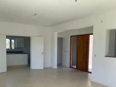 Casa en Venta en El Cantón - Barrio Islas, USD 240.000