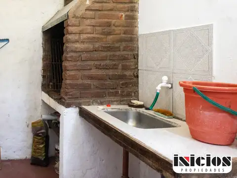 Hipolito Yrigoyen 1800