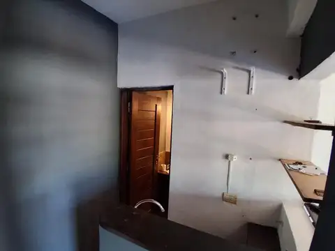 Aristóbulo Del Valle 1400